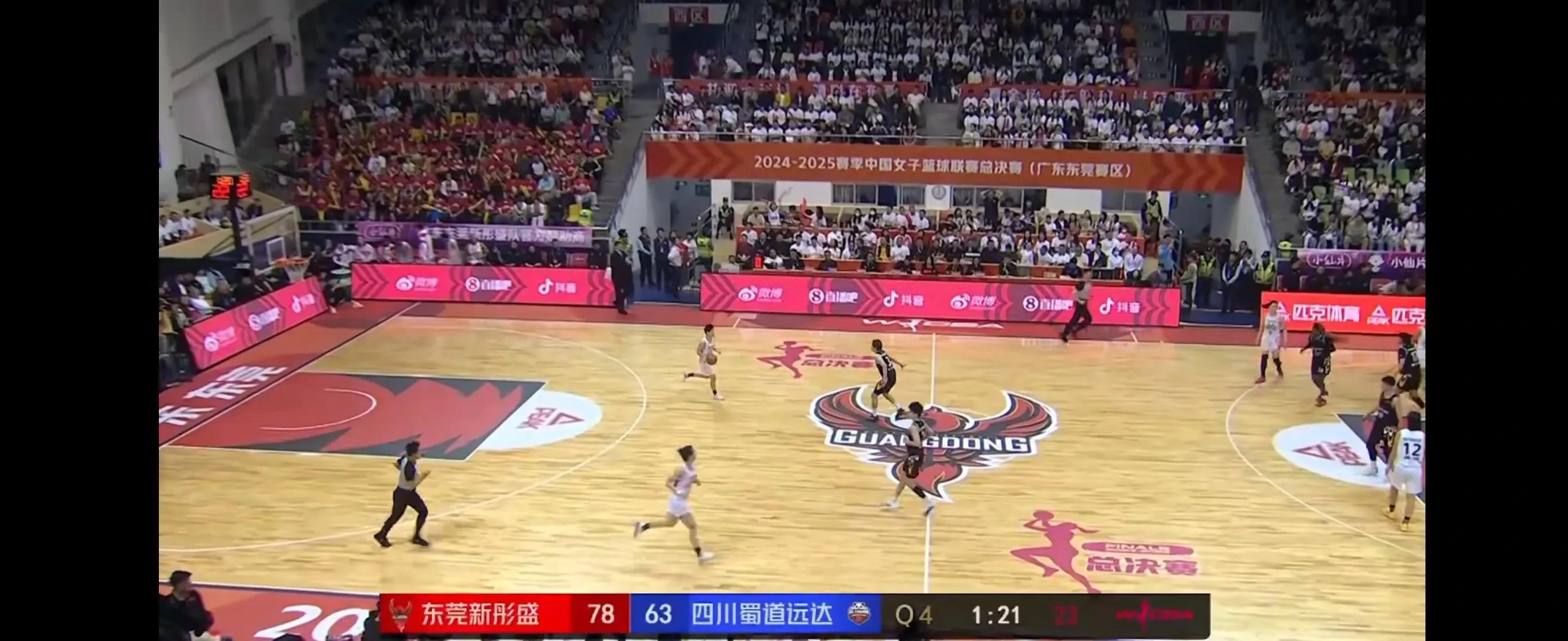 今晚突围战来临，广州队围绕NBA季后赛遗憾出局，气氛紧张，高层口径保持一致的简单介绍