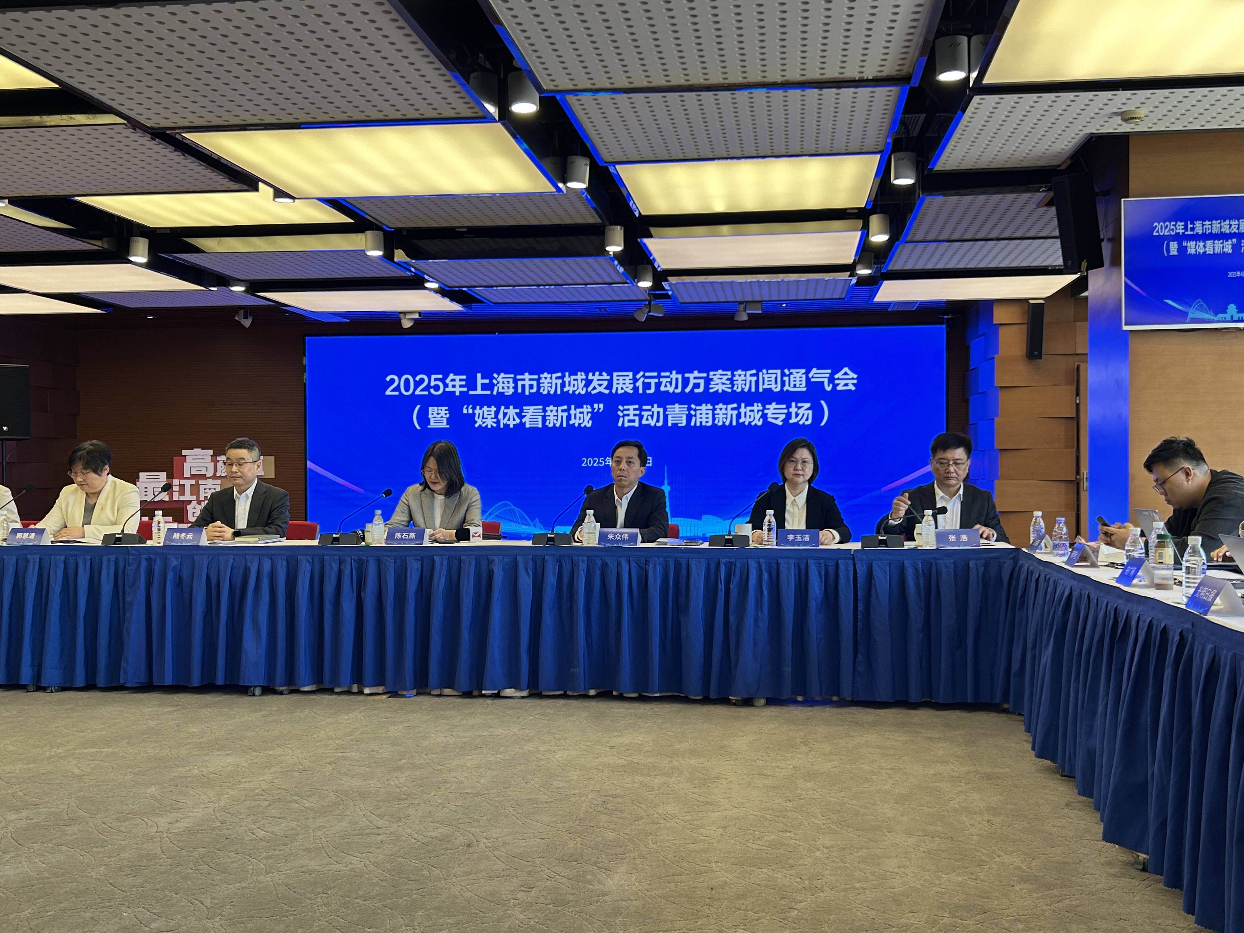 上海海港内部会议纪要流出——今晨造点机会，英超使命明确，数据趋势出现新变化的简单介绍-开云娱乐