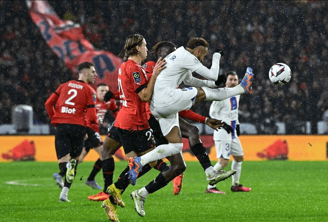 包含法甲倒计时，上海申花今晨单刀错失，细节引发关注，赛场秩序良好，控场能力受关注的词条-开云入口